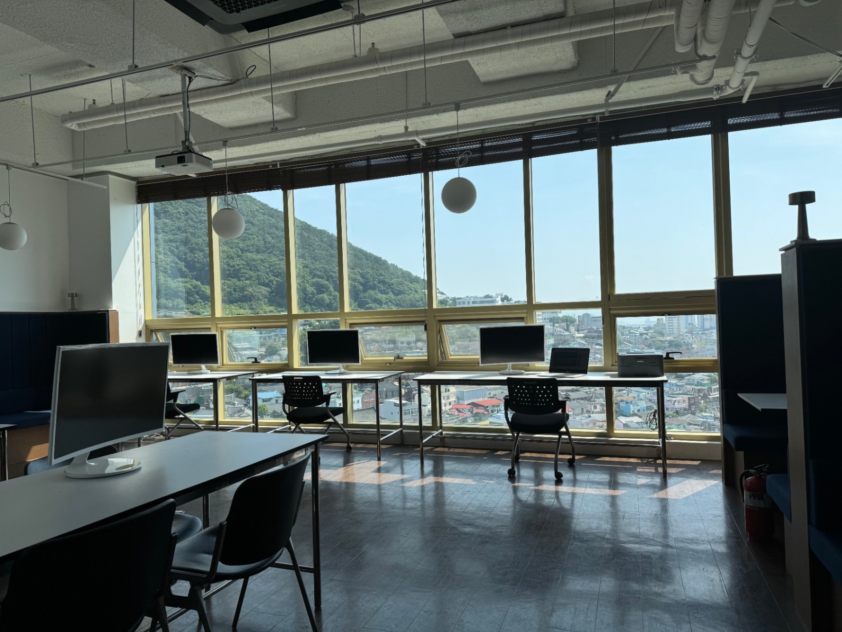 호텔 케니 워케이션 센터